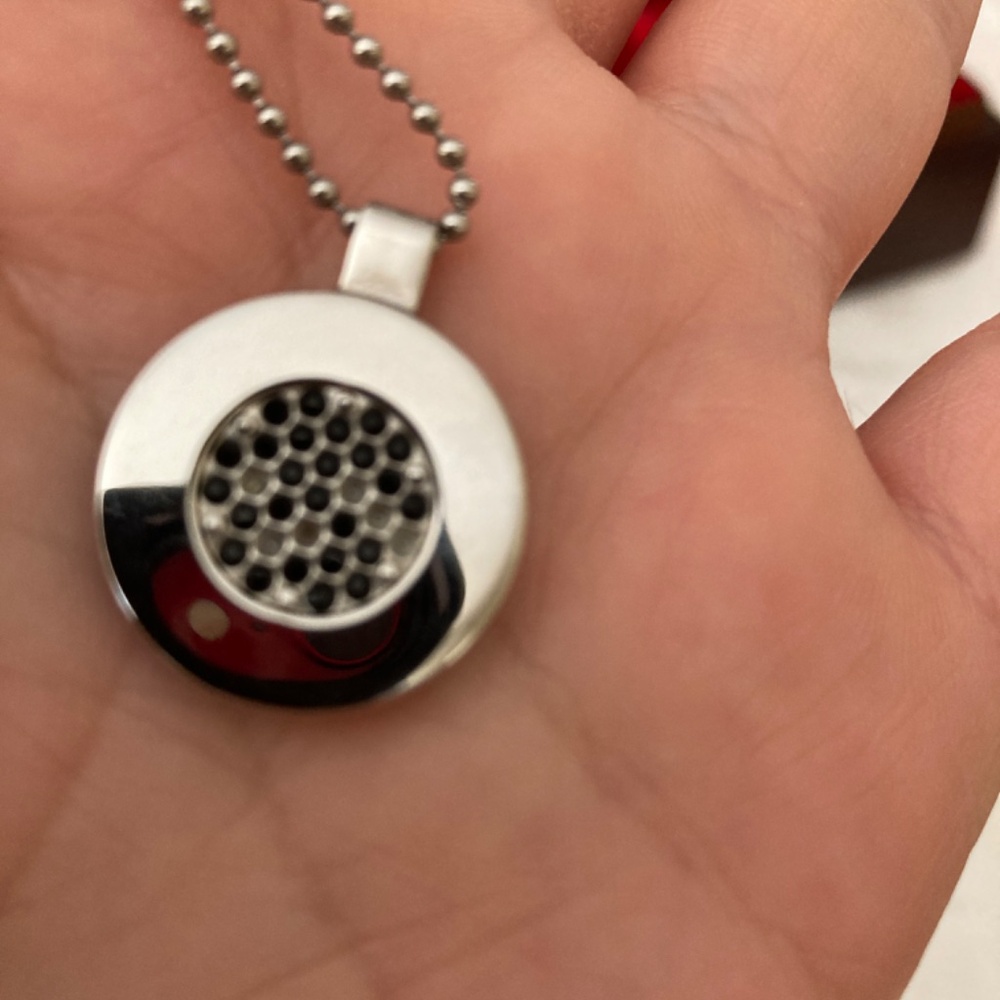 Necklace - Picture 2 of 3